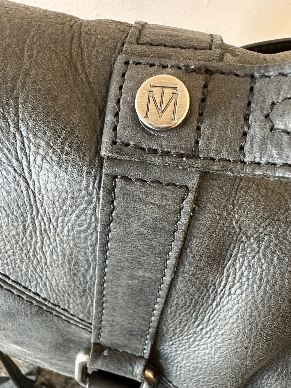 Tylie Malibu Leather Satchel crossbody in Dark Gray y2k style messenger